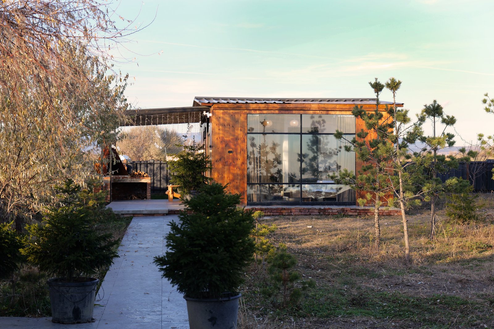 Skyview Wellness Cabin exterior